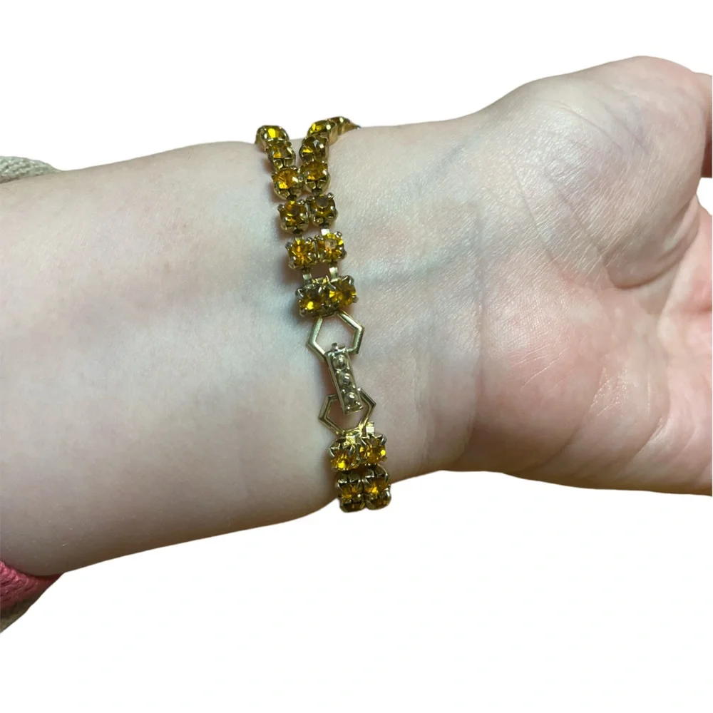 Vintage Golden Brown Rhinestone Bracelet - Picture 2 of 4